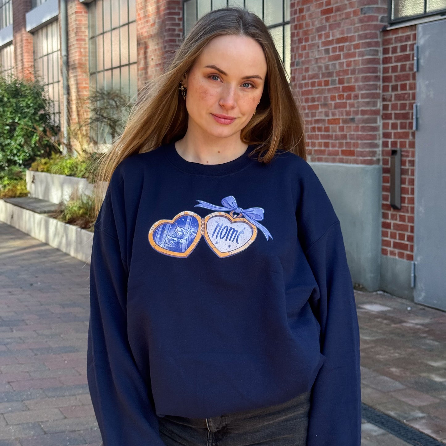 Home Amulett Sweatshirt