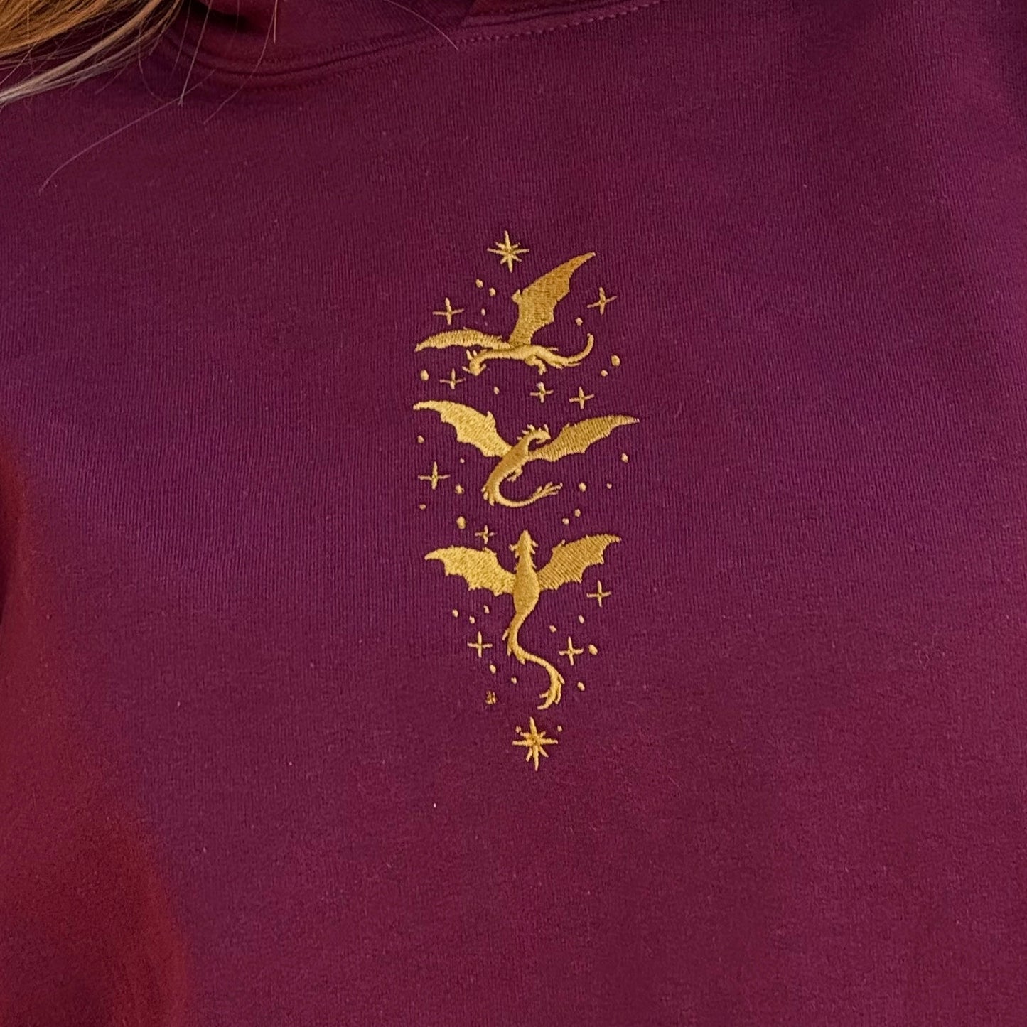 Fliegende Drachen Sweatshirt l BESTICKT